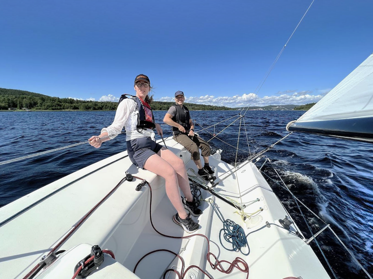 /explorer/images/O%CC%88SS%20seglarskola%20J70_4x3.png